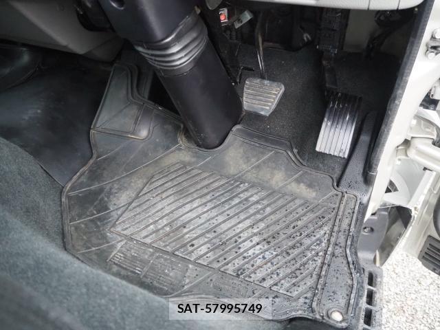 MITSUBISHI FUSO CANTER 2020-09 7801107-12