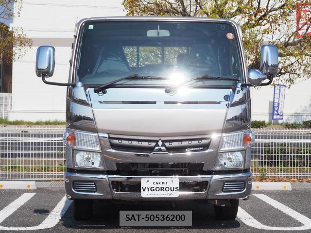 MITSUBISHI FUSO CANTER 2012-05 7801108-1