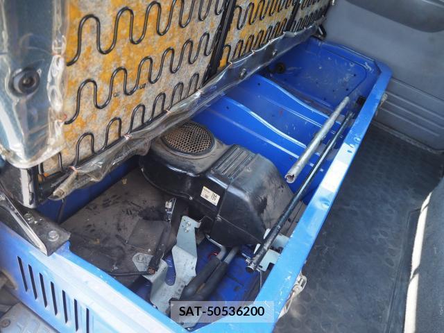 MITSUBISHI FUSO CANTER 2012-05 7801108-12