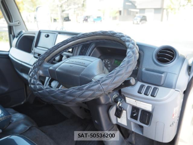 MITSUBISHI FUSO CANTER 2012-05 7801108-5