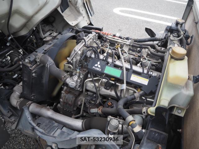 MITSUBISHI FUSO CANTER 2012-06 7801109-13