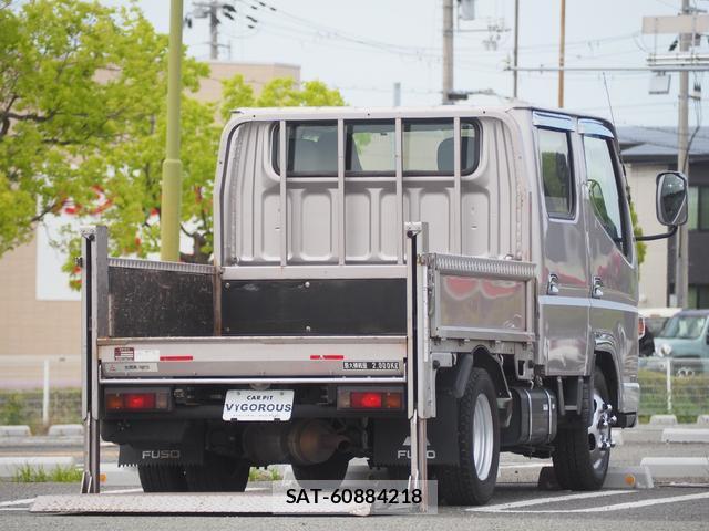MITSUBISHI FUSO CANTER 2013-09 7801111-3