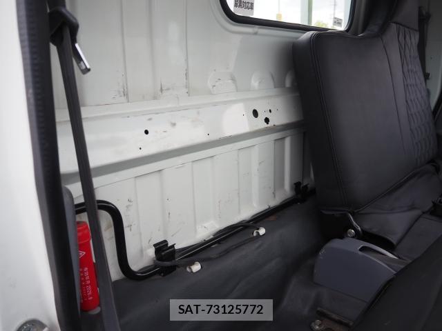 MITSUBISHI FUSO CANTER 2015-07 7801112-10