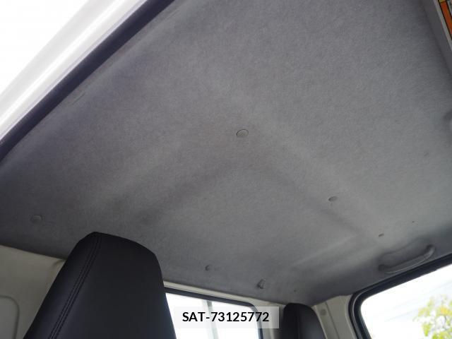 MITSUBISHI FUSO CANTER 2015-07 7801112-12