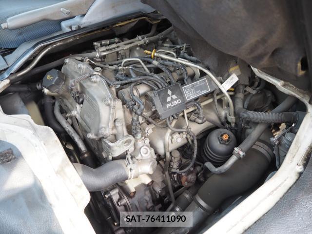 MITSUBISHI FUSO CANTER 2013-06 7801113-13