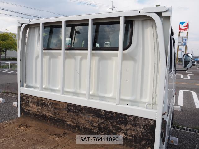 MITSUBISHI FUSO CANTER 2013-06 7801113-15