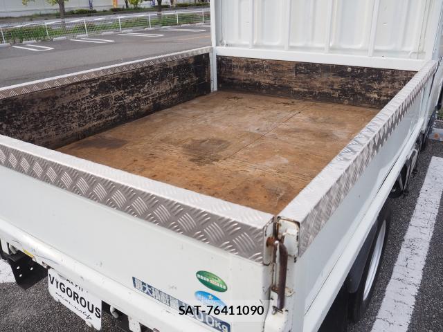 MITSUBISHI FUSO CANTER 2013-06 7801113-16