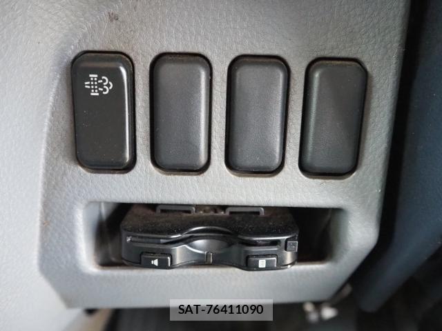MITSUBISHI FUSO CANTER 2013-06 7801113-7