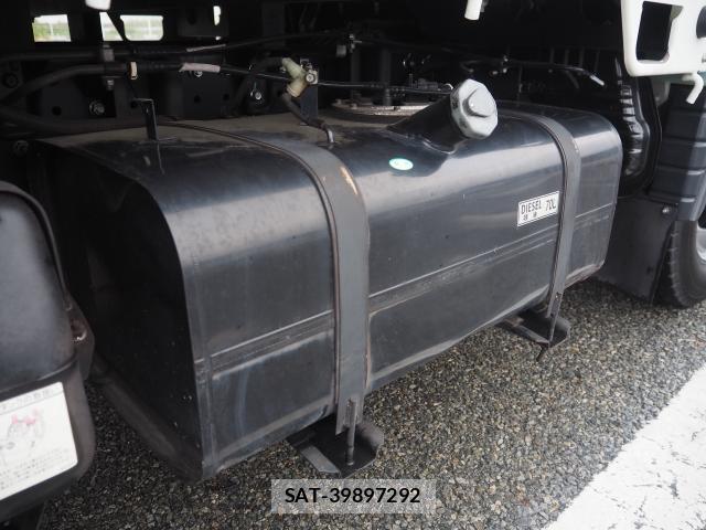 MITSUBISHI FUSO CANTER 2016-02 7801114-17