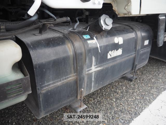 MITSUBISHI FUSO CANTER 2008-02 7801115-17