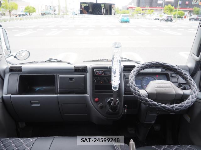 MITSUBISHI FUSO CANTER 2008-02 7801115-6