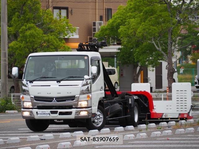 MITSUBISHI FUSO CANTER 2020-05 7801119-2