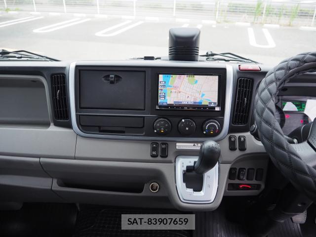 MITSUBISHI FUSO CANTER 2020-05 7801119-6