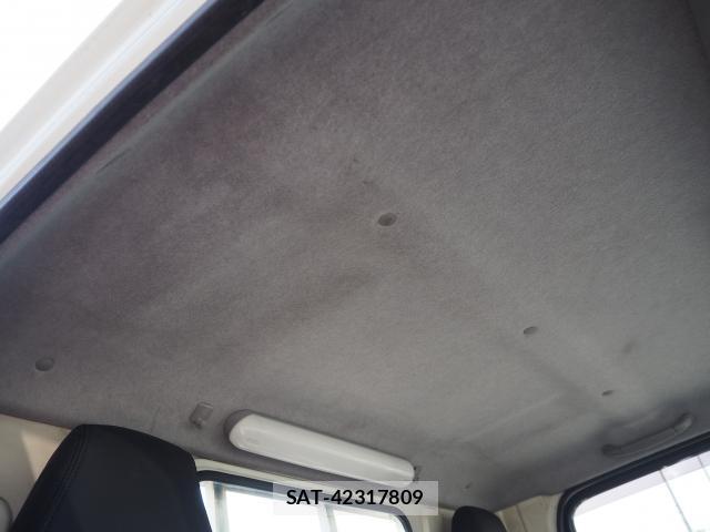MITSUBISHI FUSO CANTER 2015-04 7801122-11