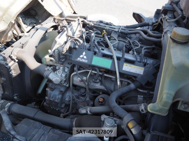 MITSUBISHI FUSO CANTER 2015-04 7801122-12