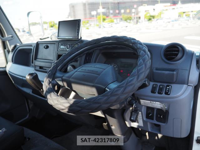 MITSUBISHI FUSO CANTER 2015-04 7801122-5