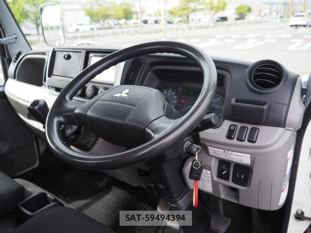MITSUBISHI FUSO CANTER 2016-08 7801123-6