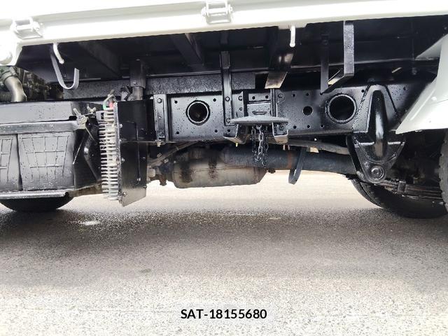 MITSUBISHI FUSO CANTER 2016-03 7801616-16