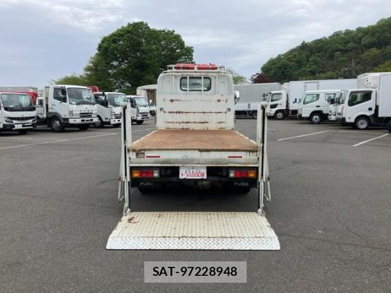 MITSUBISHI FUSO CANTER 2019 7802432-15