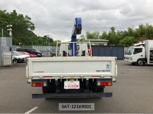 MITSUBISHI FUSO CANTER 2018 7802446-4