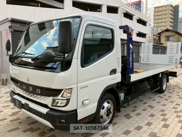 MITSUBISHI FUSO CANTER 2024-08 7802450-0