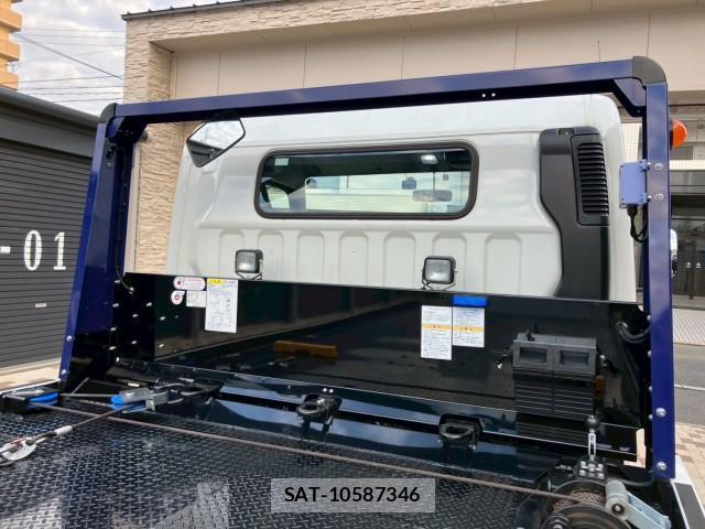 MITSUBISHI FUSO CANTER 2024-08 7802450-8
