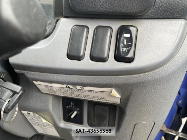 MITSUBISHI FUSO CANTER 2012-11 7804019-17
