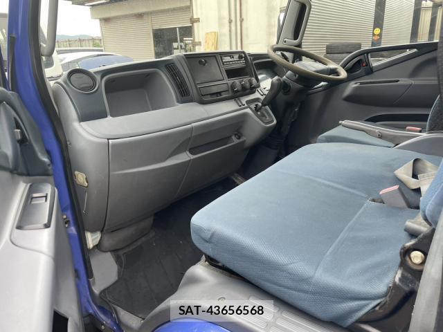 MITSUBISHI FUSO CANTER 2012-11 7804019-6
