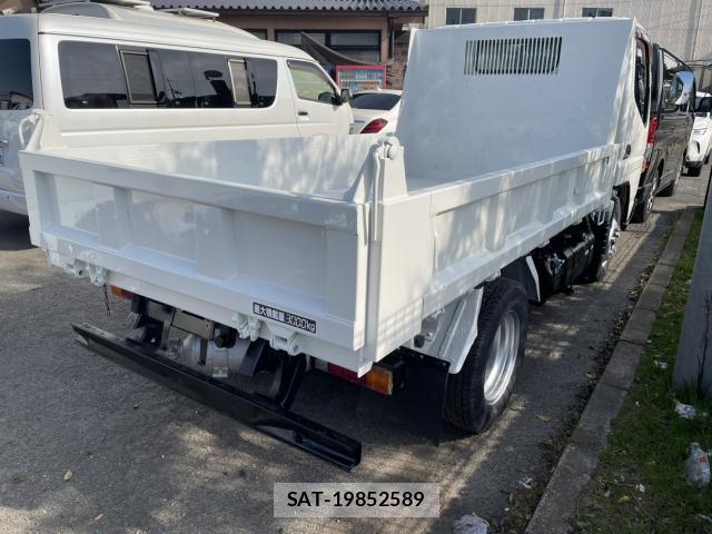 MITSUBISHI FUSO CANTER 2015-09 7804048-13