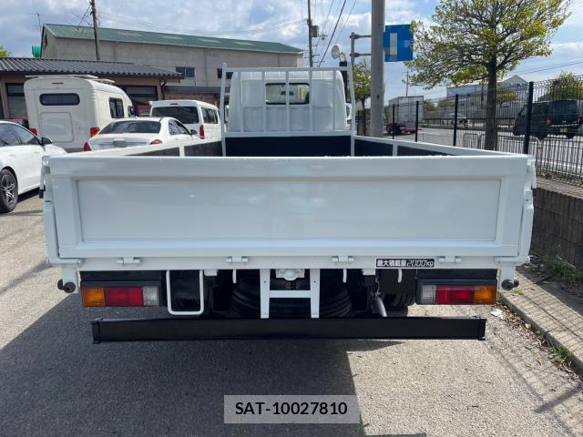 MITSUBISHI FUSO CANTER 2020-04 7804049-17