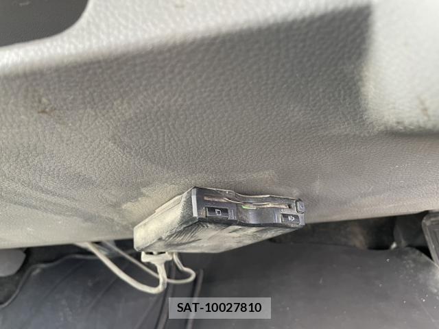 MITSUBISHI FUSO CANTER 2020-04 7804049-18