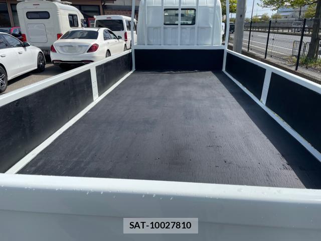 MITSUBISHI FUSO CANTER 2020-04 7804049-4