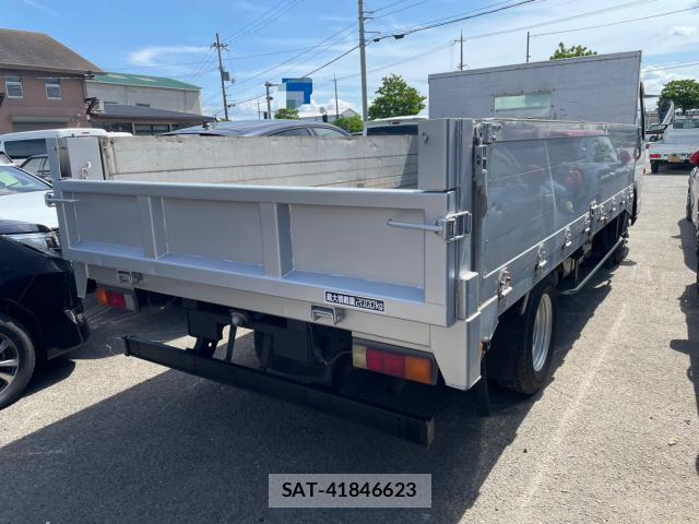 MITSUBISHI FUSO CANTER 2014-06 7804057-14