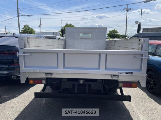 MITSUBISHI FUSO CANTER 2014-06 7804057-15