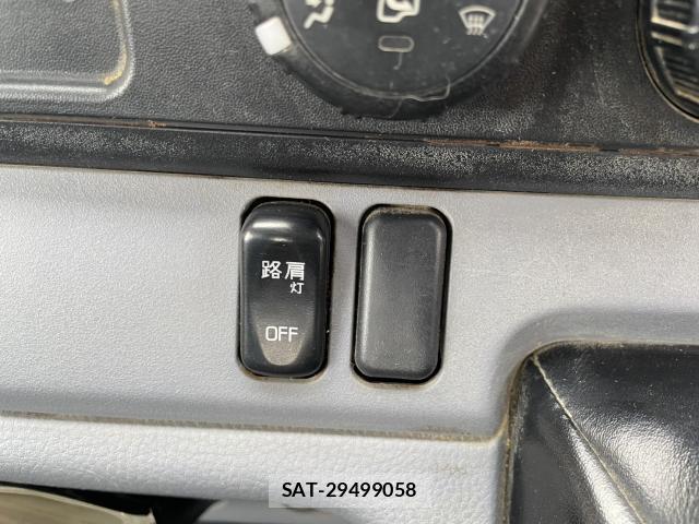 MITSUBISHI FUSO CANTER 2016-03 7804062-15