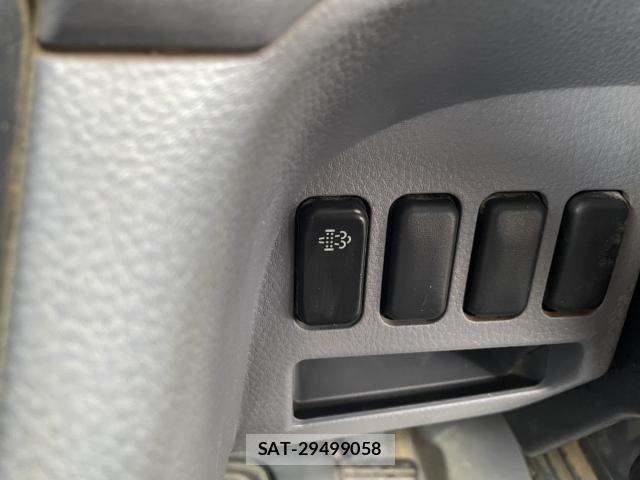 MITSUBISHI FUSO CANTER 2016-03 7804062-16
