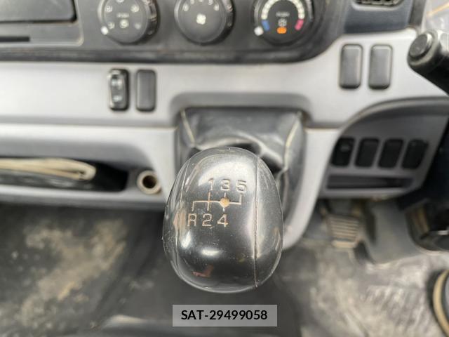 MITSUBISHI FUSO CANTER 2016-03 7804062-9