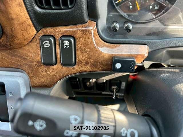 MITSUBISHI FUSO CANTER 2023-04 7804431-13