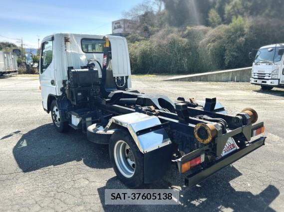 MITSUBISHI FUSO CANTER 2016 7805333-10