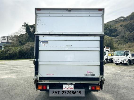 MITSUBISHI FUSO CANTER 2011 7805340-4