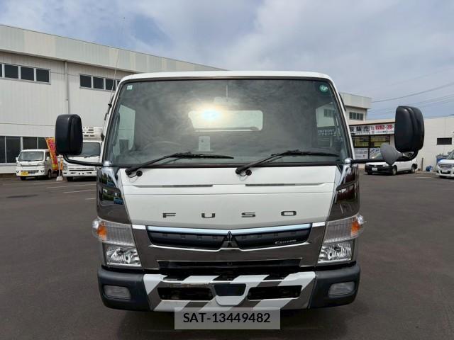 MITSUBISHI FUSO CANTER 2019-07 7805651-1