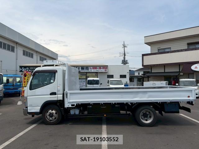 MITSUBISHI FUSO CANTER 2019-03 7805654-4