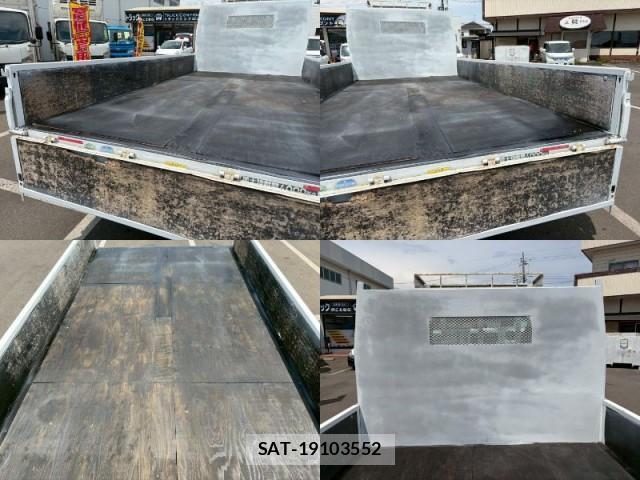 MITSUBISHI FUSO CANTER 2019-03 7805654-8