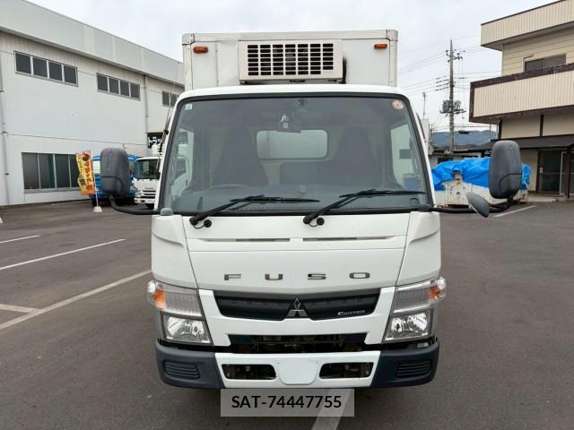 MITSUBISHI FUSO CANTER 2015-08 7805657-1