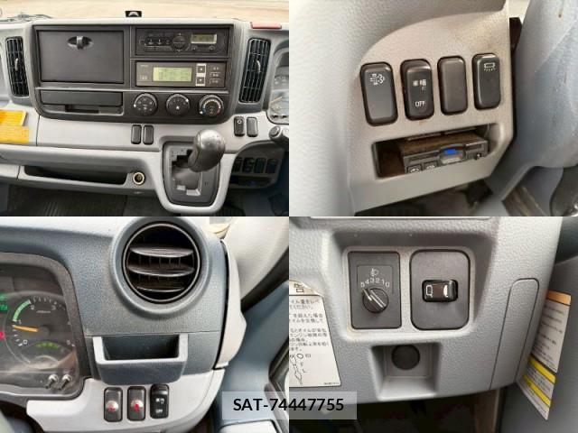 MITSUBISHI FUSO CANTER 2015-08 7805657-18