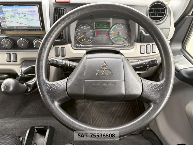 MITSUBISHI FUSO CANTER 2017-12 7805658-15