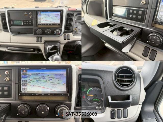 MITSUBISHI FUSO CANTER 2017-12 7805658-17
