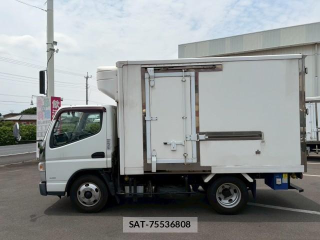 MITSUBISHI FUSO CANTER 2017-12 7805658-4