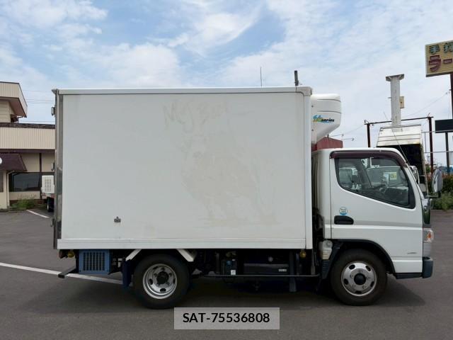 MITSUBISHI FUSO CANTER 2017-12 7805658-5