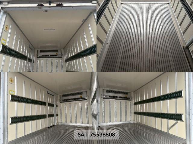 MITSUBISHI FUSO CANTER 2017-12 7805658-8
